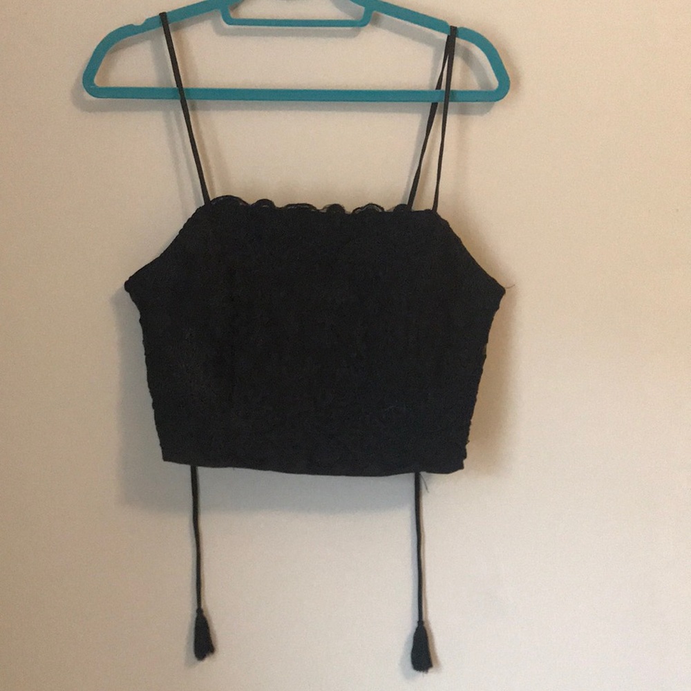 Black crop top